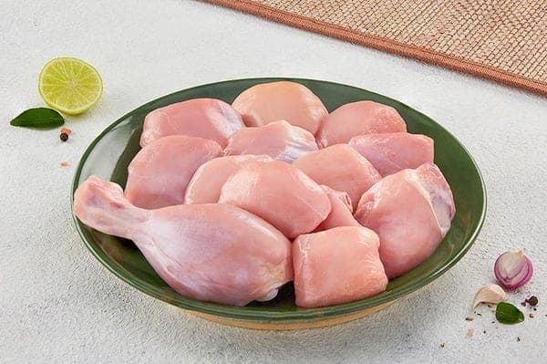 Chicken curry cut